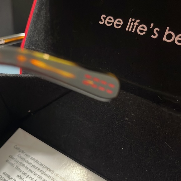 PEACE LOVE WORLD Reflective San Marino Sunglasses Black - Picture 15 of 16